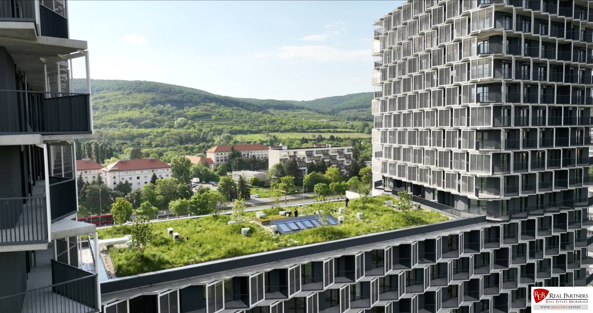 prenájom 2-izb. bytu v guthause na račianskej ul. bratislava