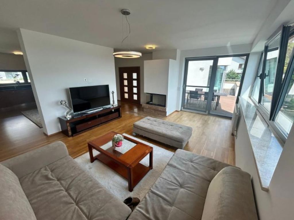 exkluzívne bývanie na hradnom kopci luxusný 4-izbový byt s panoramatickým