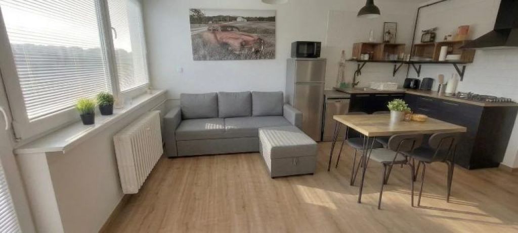 staré mesto kozia 2-izbový byt s veľkým balkónom parkovanie vo vnútrobl