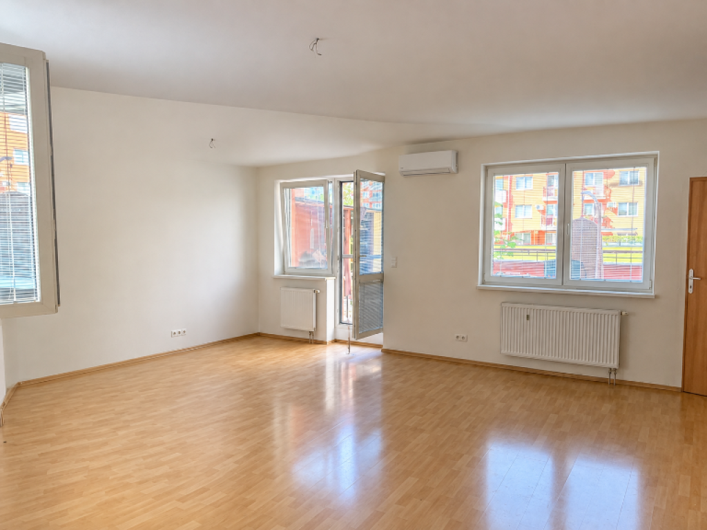 rezervované predaj - 1 izb.byt s veľkou terasou šustekova, 81 m2, ba v