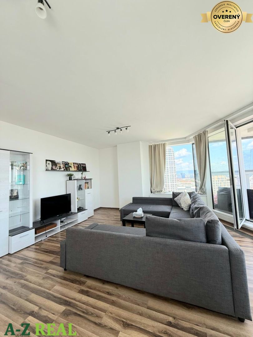 na prenájom luxusný 3 izb. byt s garážou v panorama city, staré mesto