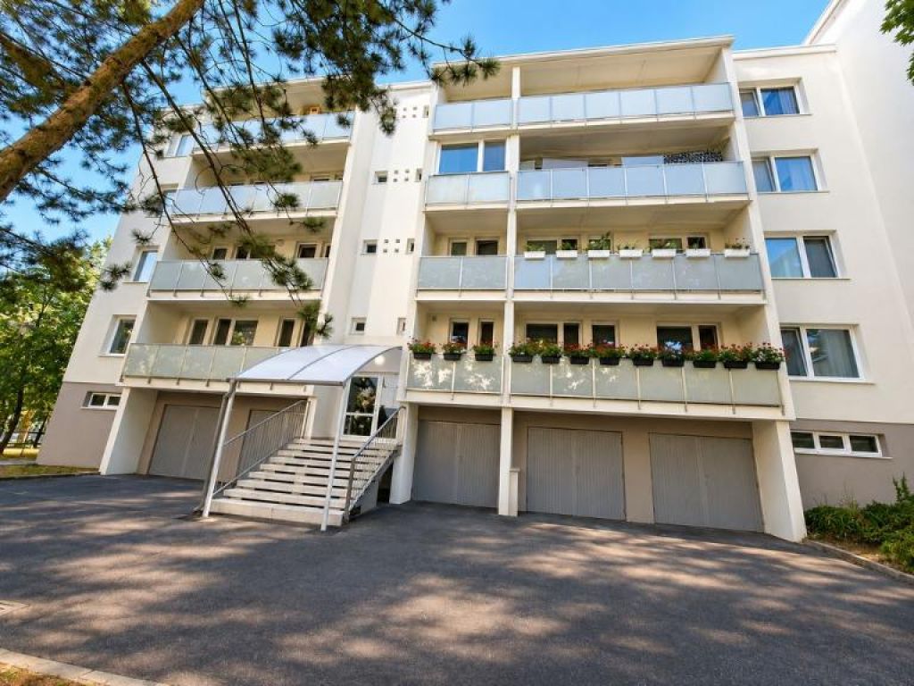 4izb, bagarova, 92m2, 3d prehliadka, p.14, pôvodný veľmi dobrý stav, nízko-podl