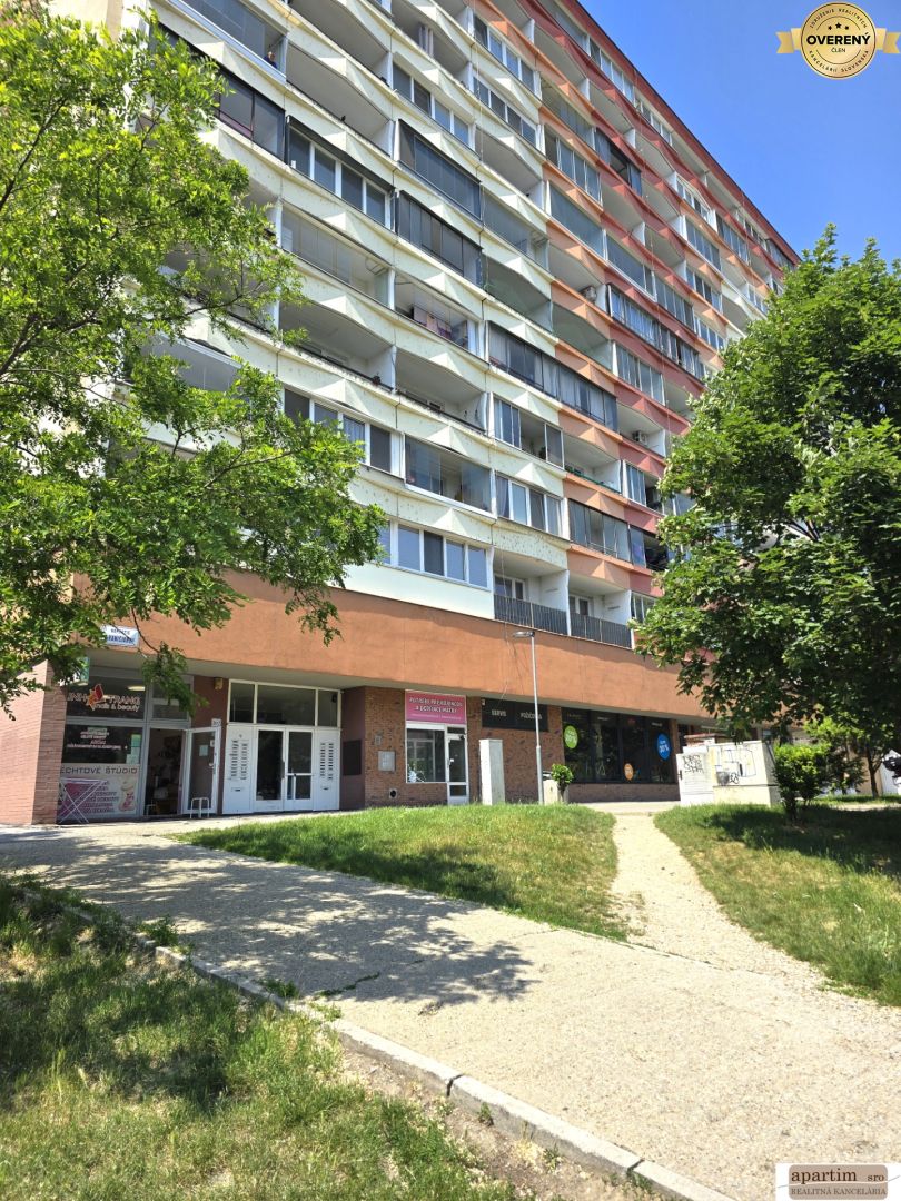 apartim sro predá 3 izb. byt na nám.hraničiarov