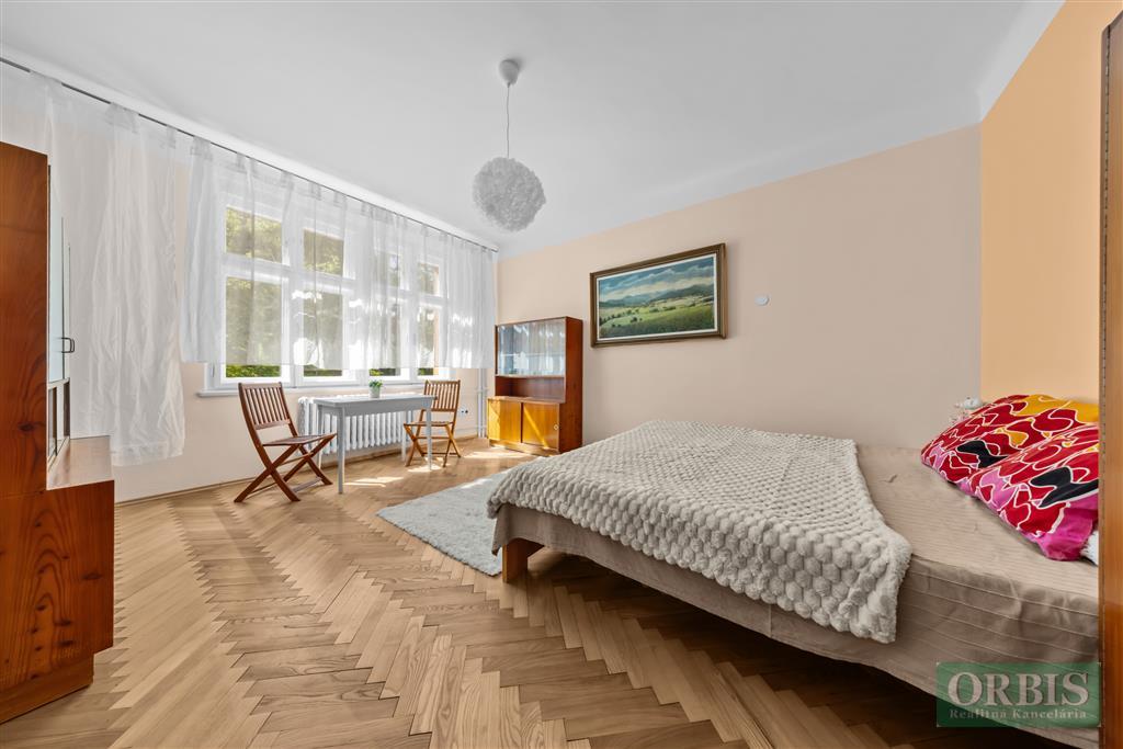 prenájom 1 izb. bytu s balkónom na gajovej ul. oproti modrému kostolíku v centre mesta