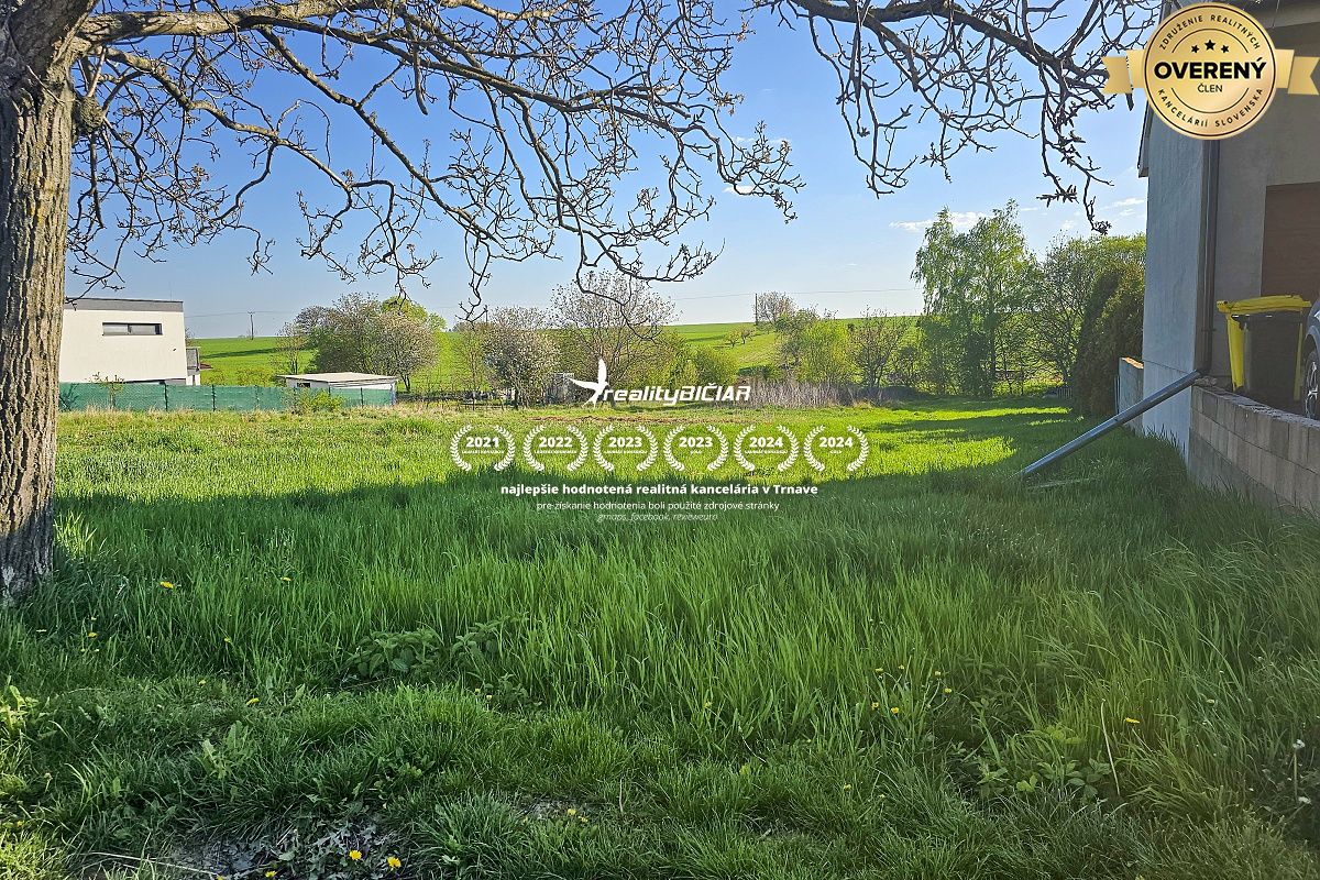 stavebný pozemok 888 m2 v obci ružindol