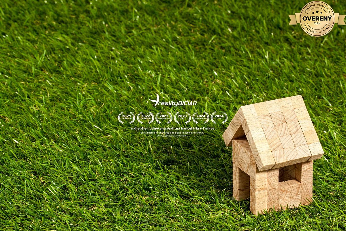 stavebný pozemok 1222m² v obci košolná