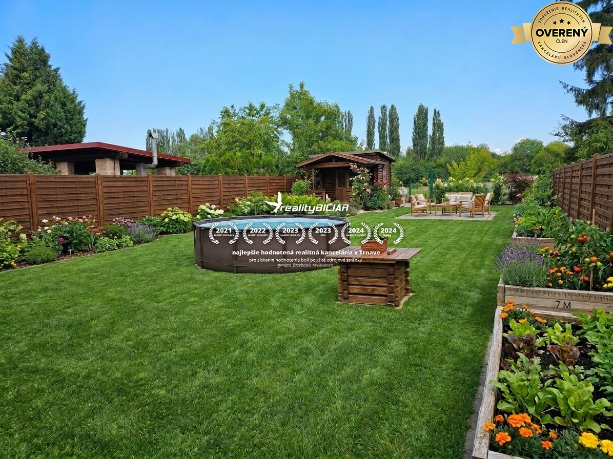 slnečná záhrada 183 m² v kamennom mlyne s domčekom a sieťami