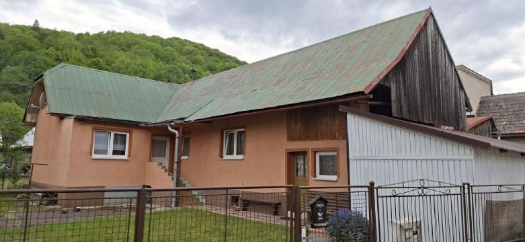 rodinný dom papradno, pozemok 562 m2