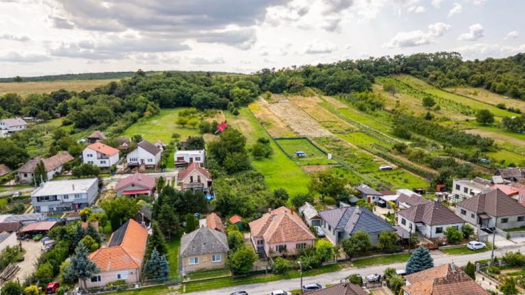 pnorf stavebný pozemok pod lesom, 2300 m2, tepličky, považský inovec