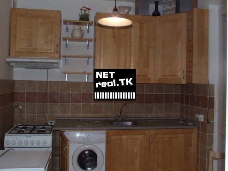 na prenájom 2 izbový byt, bratislava - nové mesto, račianske mýto 50,00
