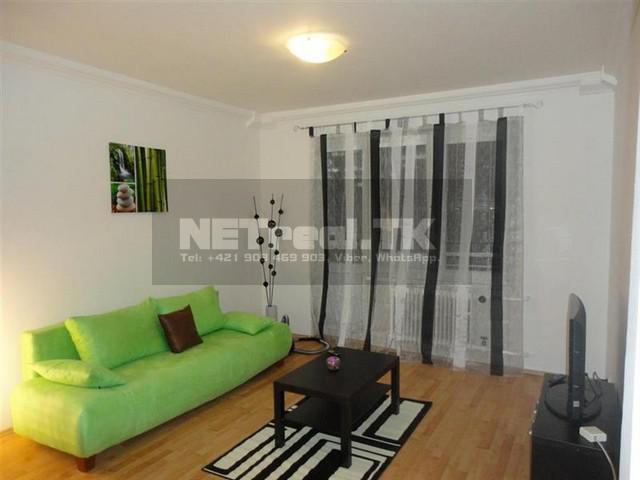 na prenájom 2 izbový byt, bratislava - nové mesto, riazanská 44,00