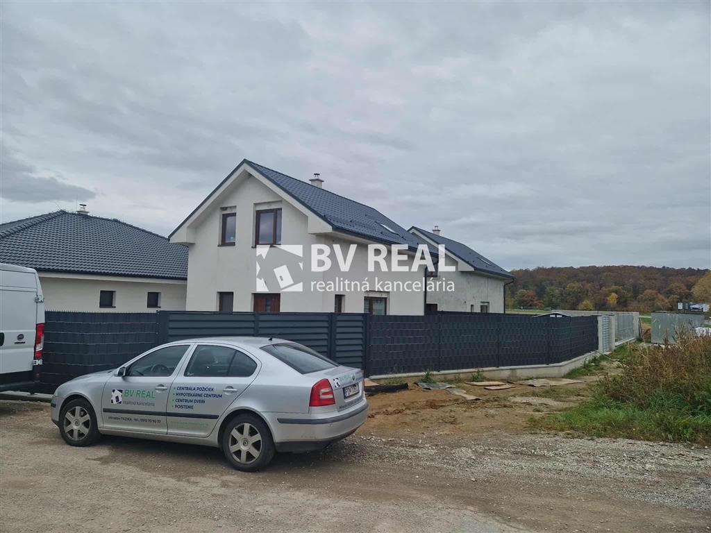 bv real na predaj novostavba obec hradište fm2354