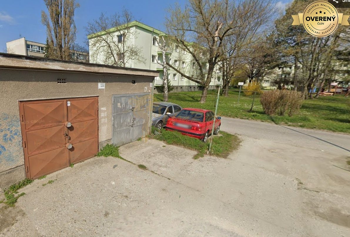 garáž skalická cesta, nové mesto