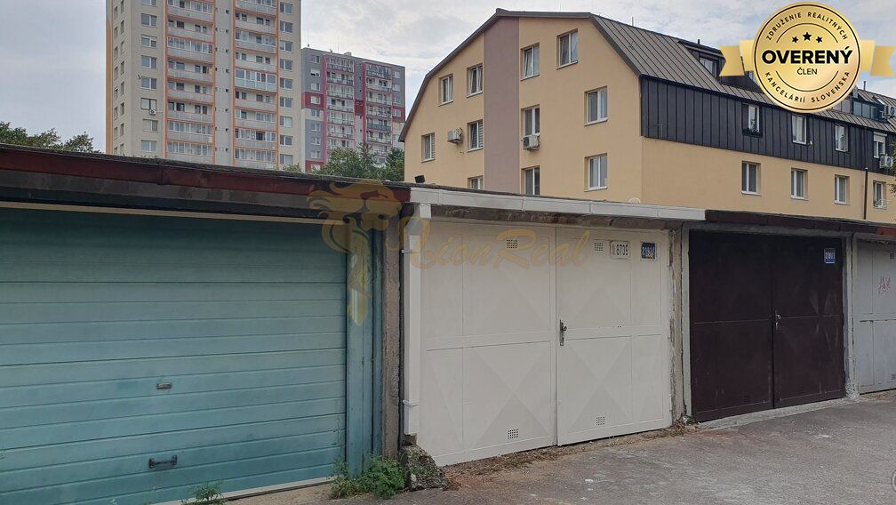 garáž na ul. plicková, rača