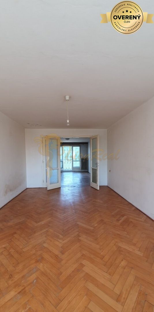 3-izb. byt, trnavská cesta, ružinov, lodžia, 4p.7