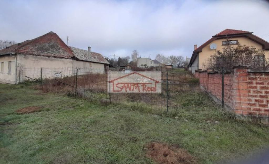 pozemok vyškovce nad ipľom