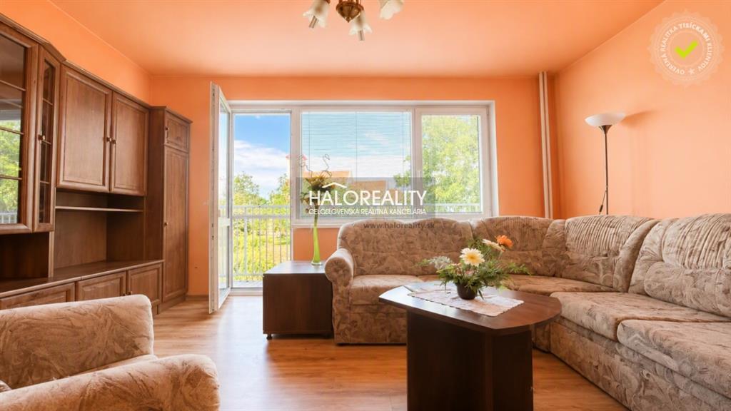 predaj, trojizbový byt bruty, 2 balkóny a garáž