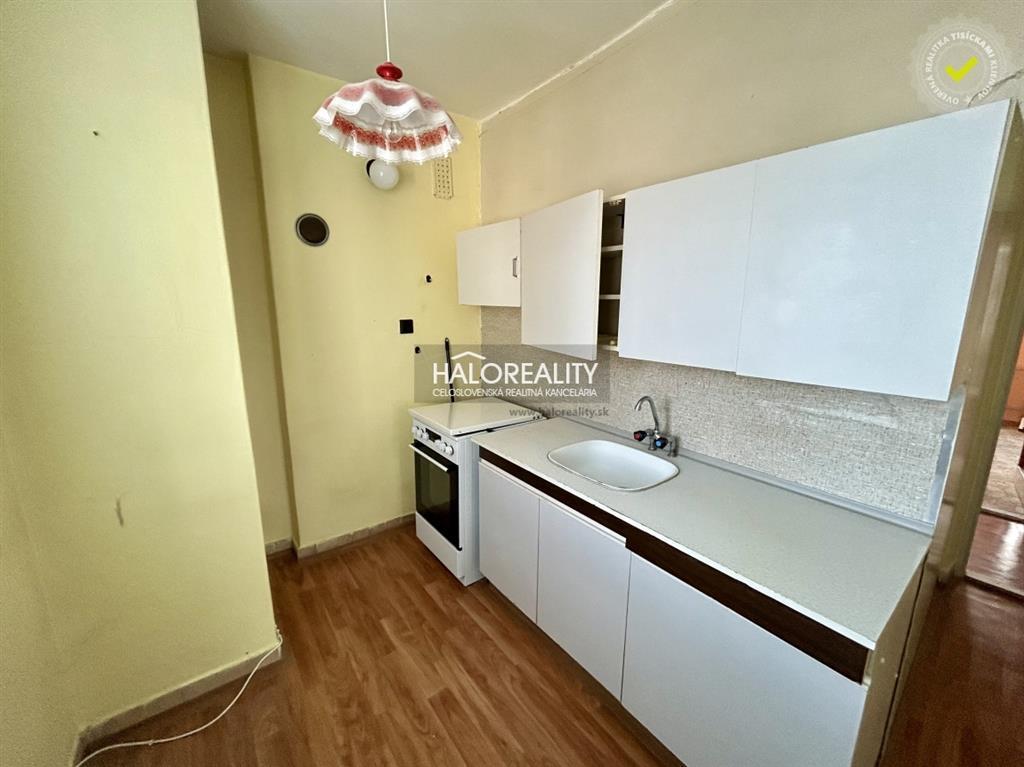 predaj, trojizbový byt prievidza, staré sídlisko