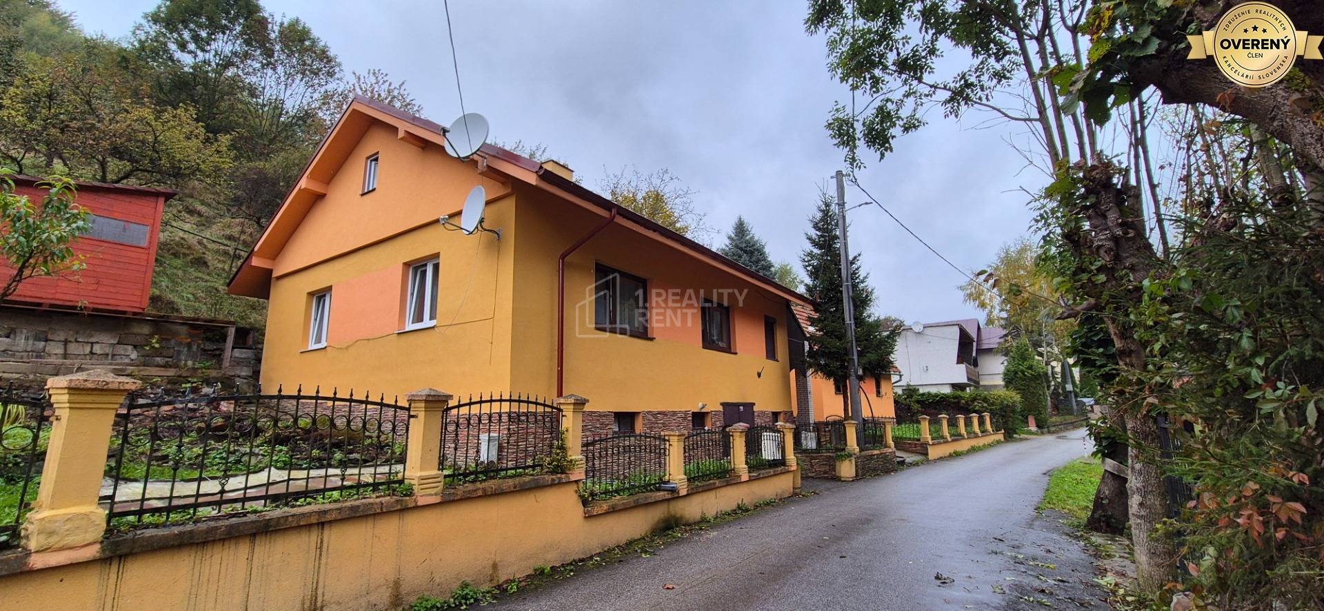 predaj rodinný dom s hospodárskou budovou a veľkým pozemkom mo