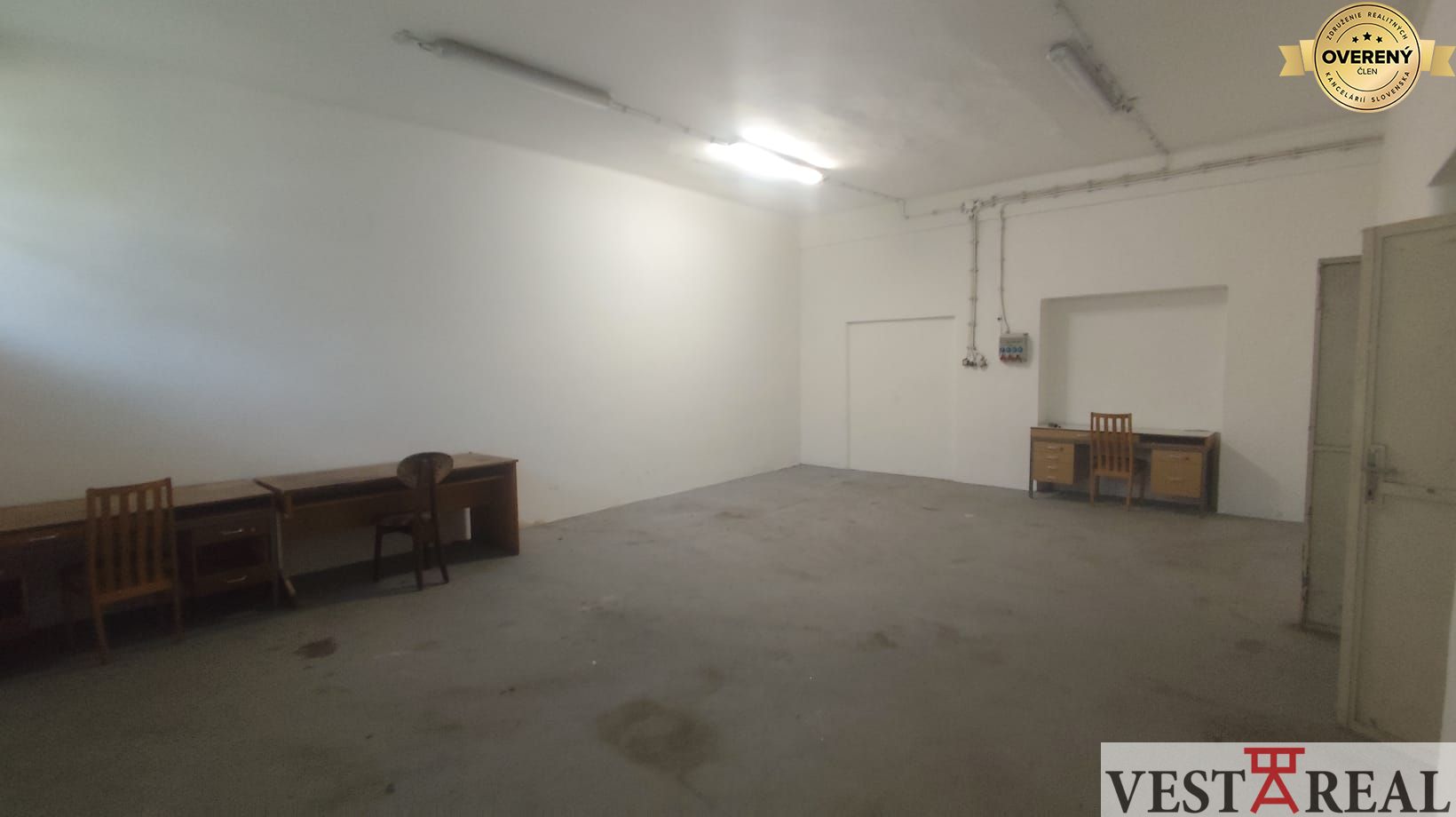na prenájom skladové priestory 135 m2 v galante