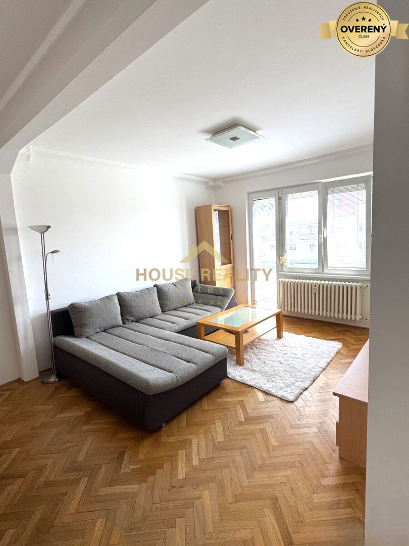 prenájom pekný 2,5 izbový byt, svidnícka ulica, bratislava ii. ružinov