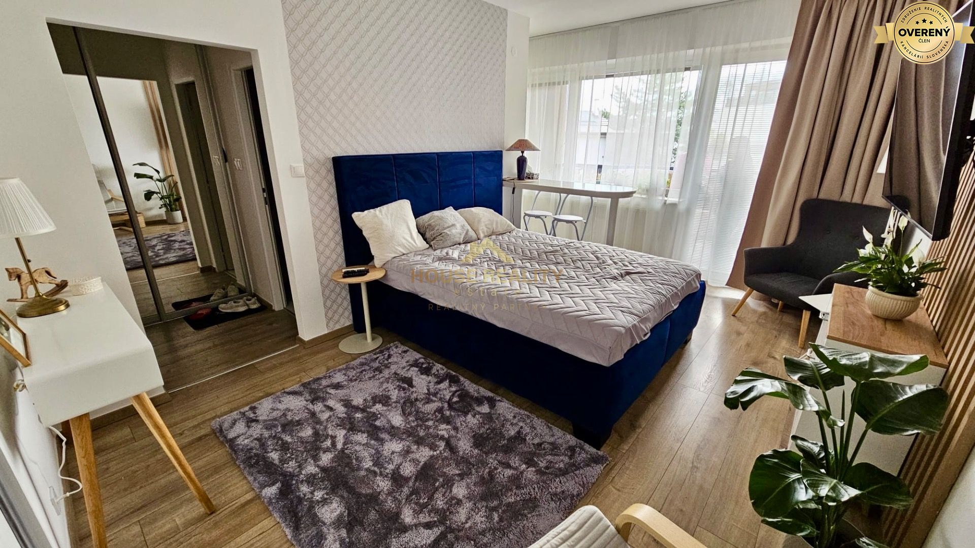 nádherný 1 izbový byt s terasou, ulica vansovej, ba i. staré mesto