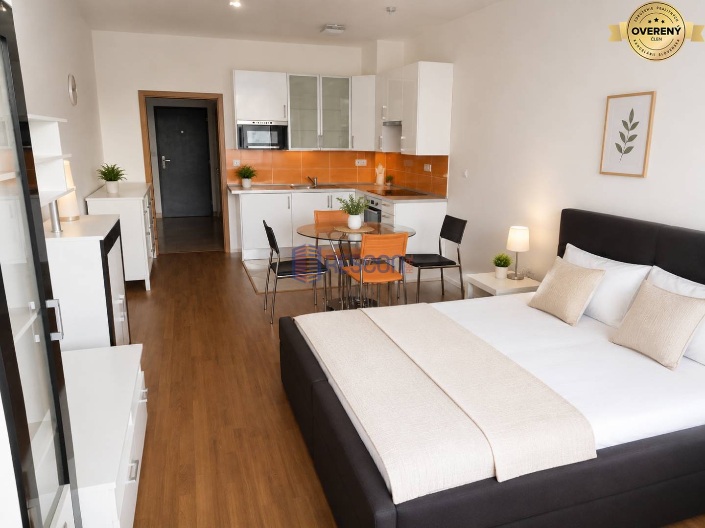1-izbový byt s balkónom, 35m2, výborná lokalita, sliačska ul
