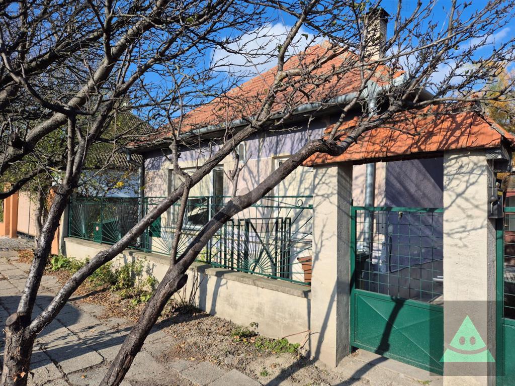 na predaj 3 izbový rodinný dom v kolárove