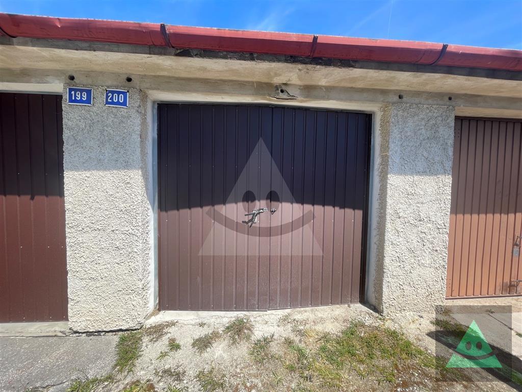 garáž v turčianskych tepliciach