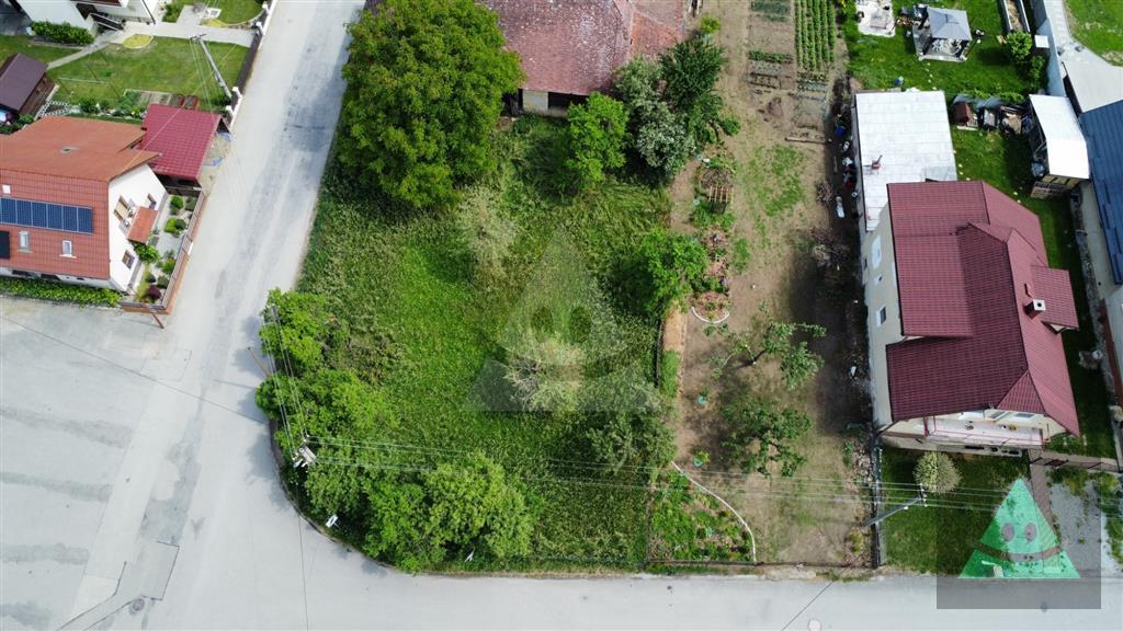 lukratívny pozemok na predaj, dražkovce