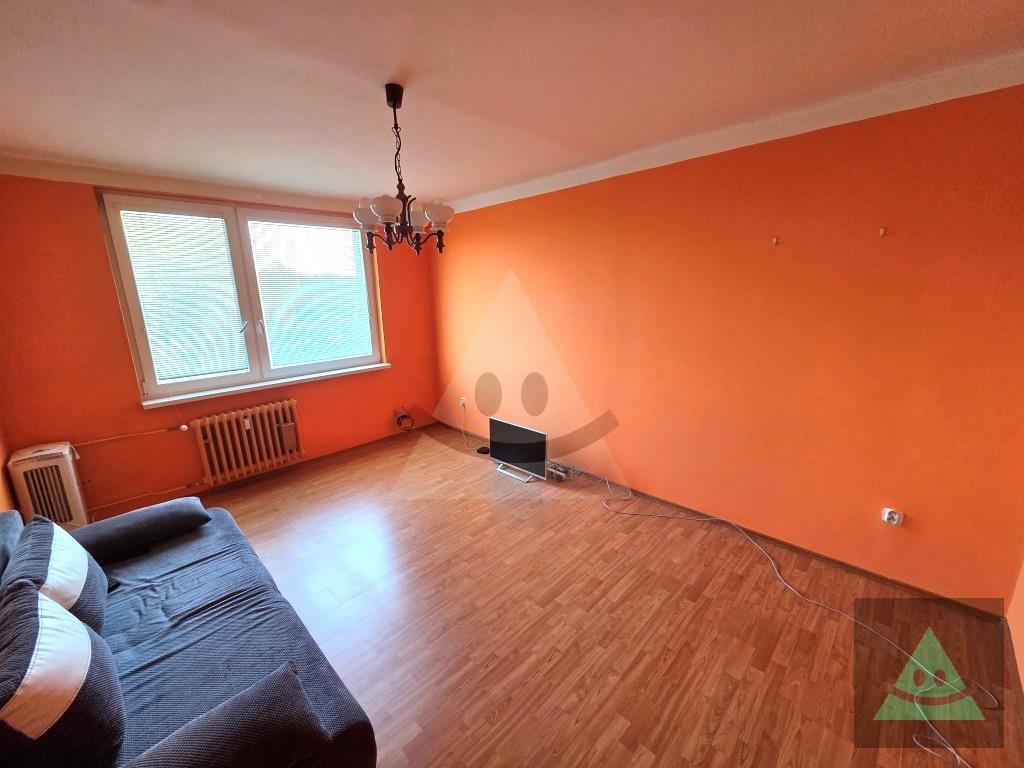 2-izb byt v širšom centre mesta komárno