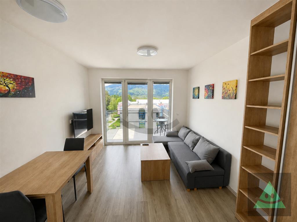 prenájom na skok od univerzity 2-izbový byt centrum, martin