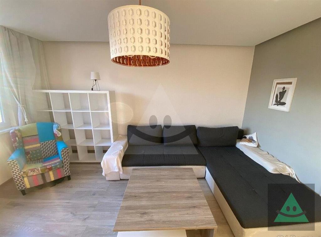 3-izbový byt s balkónom na prenájom v banskej bystrici sásovej - tatranská ulica
