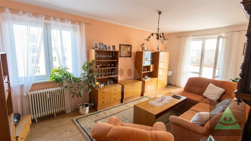 svetlý 2 izbový byt s balkónom na predaj, martin - sever