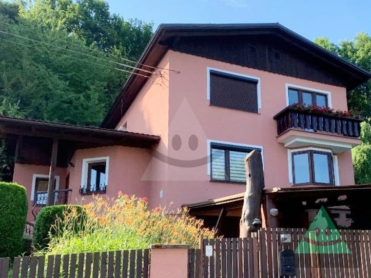 na predaj 5-izbový rodinný dom vo veľkej lehôtke