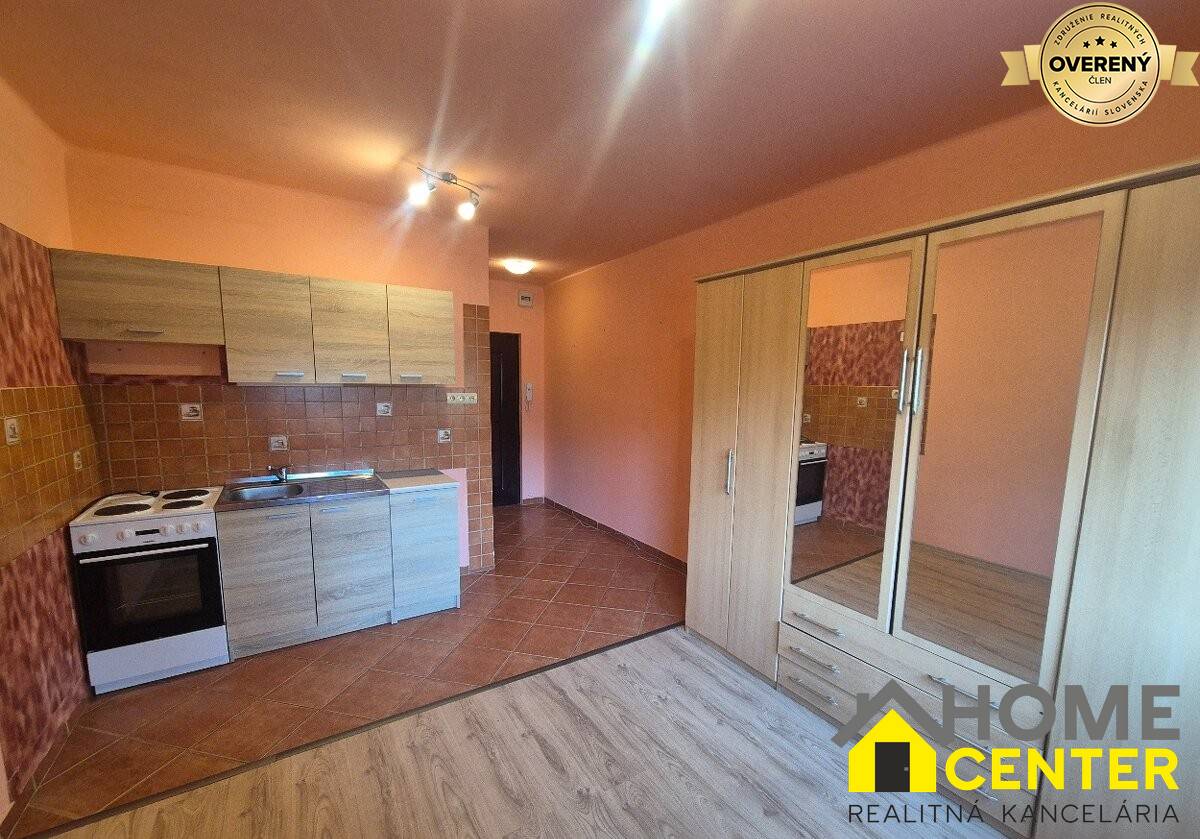 predaj garsónka 20m2, cintorínsky rad, komárno
