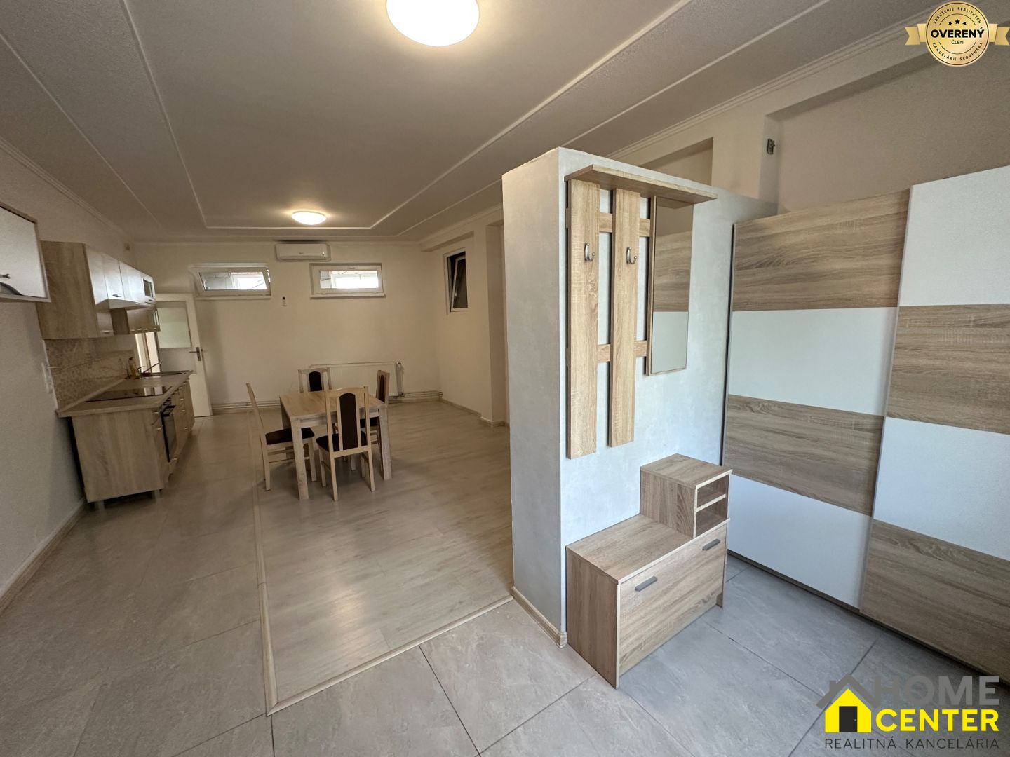prenájom 3 izbový byt v tehlovom dome s terasou, komárno