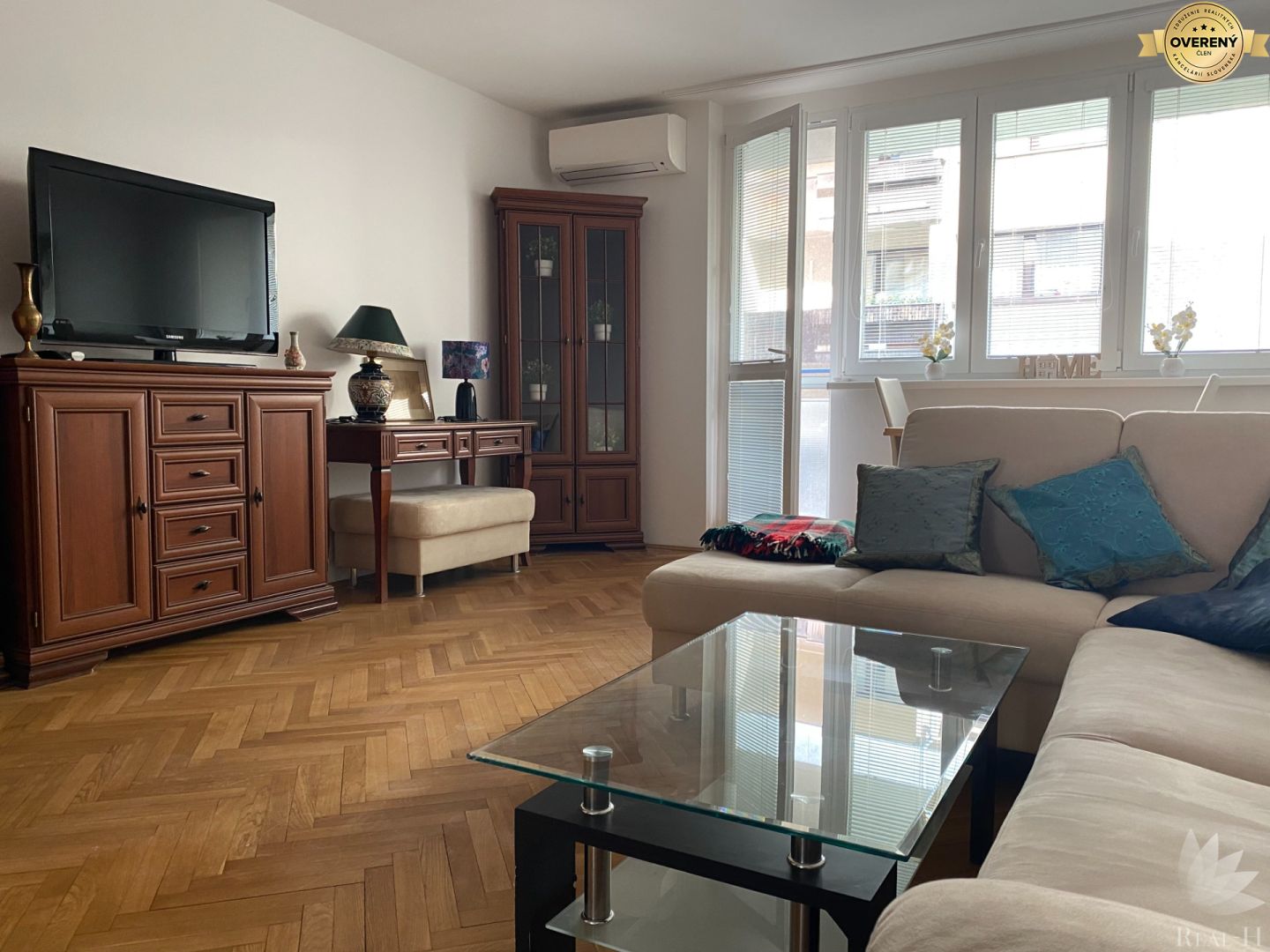 real-h ponúka predaj 3 izbového bytu ba i staré mesto medená ulica