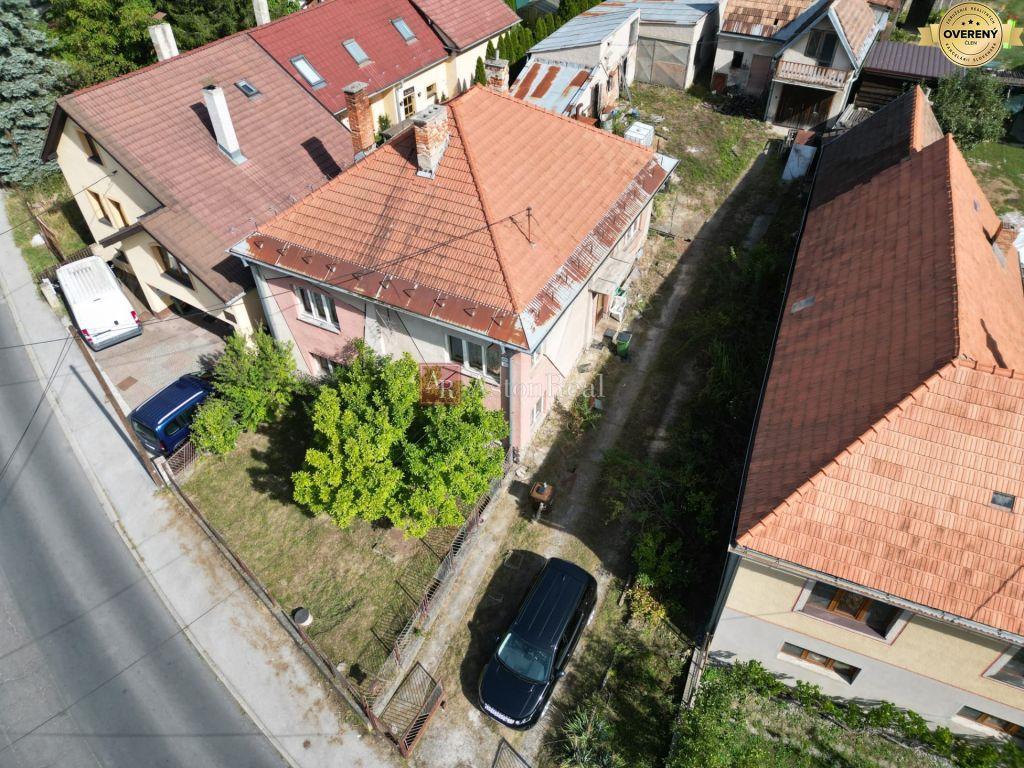 predaj rodinný dom senica s veľkým pozemkom 1250m2