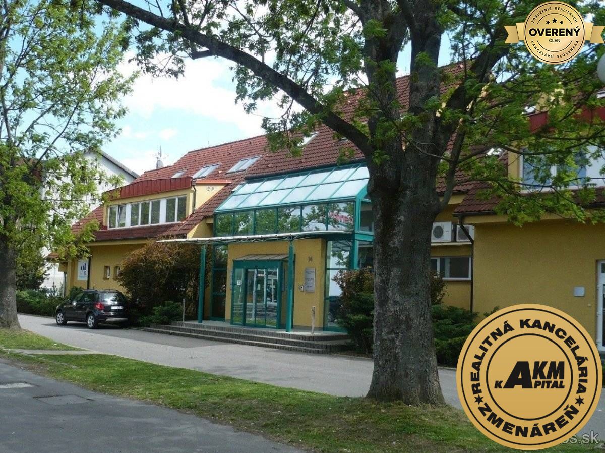 prenájom kancelárskych priestorov 124 m2, nádvorná ul., zvolen