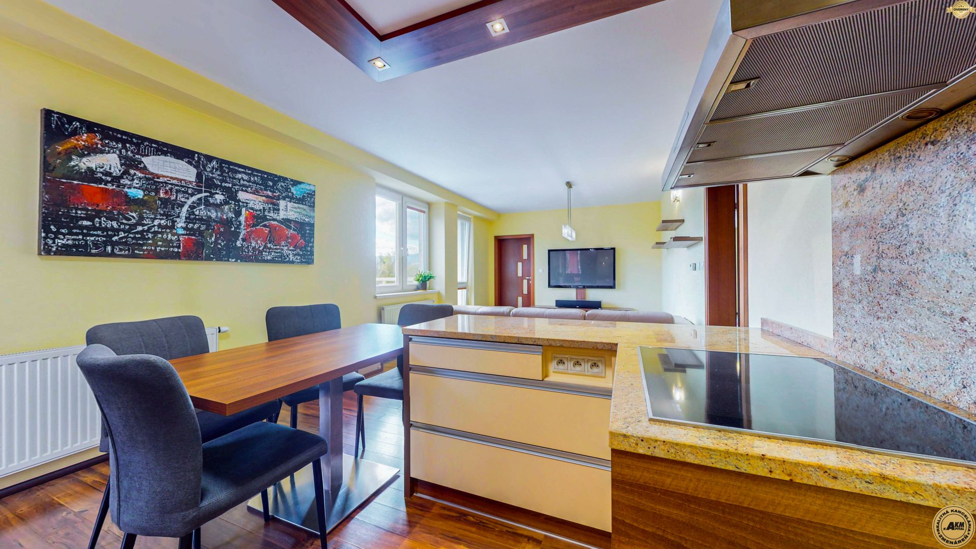 3 izbový byt 90m² 2 x balkón banská bystrica centrum