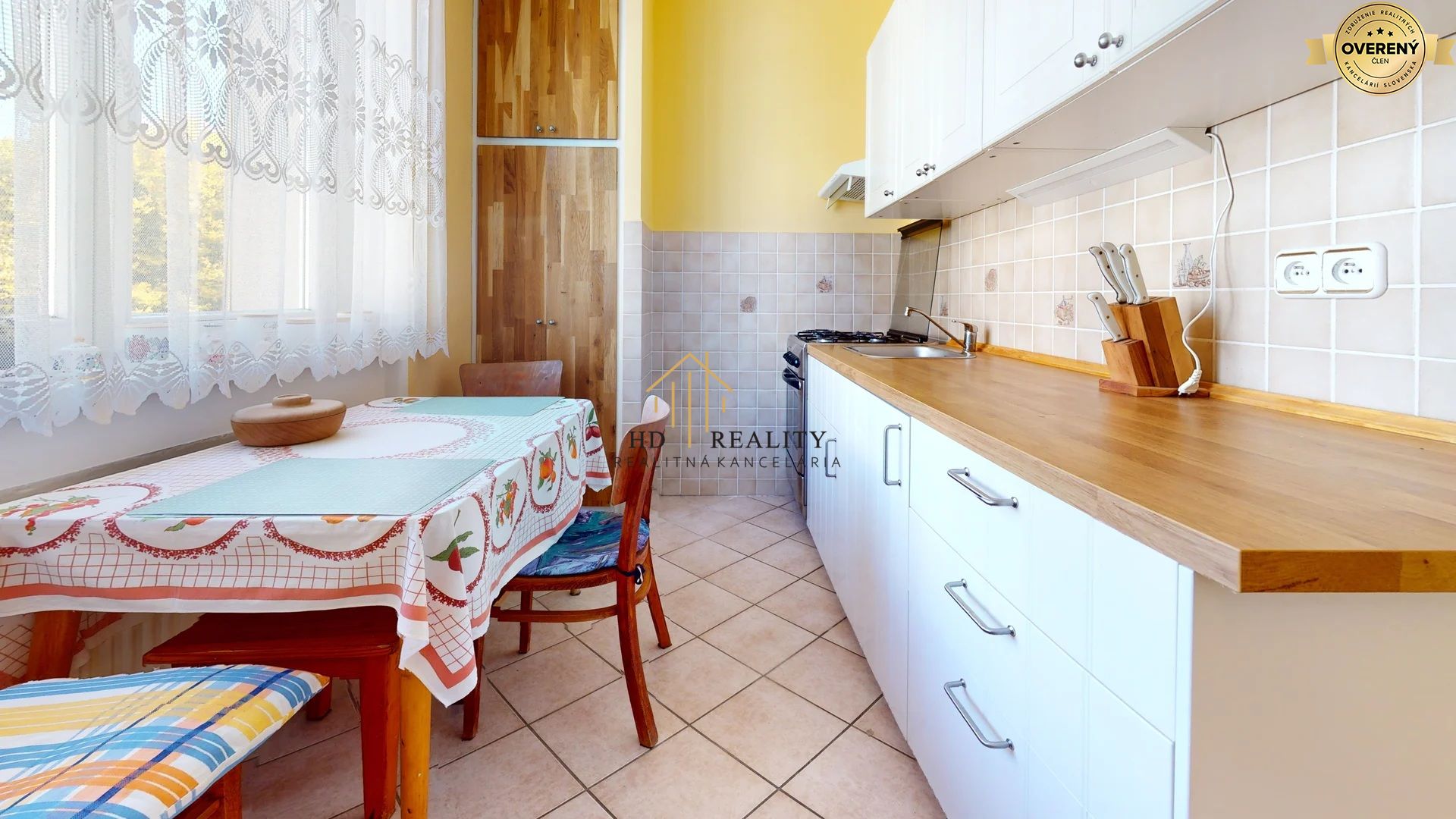 hd reality, predaj slnečného 2izbového bytu v brezne, centrum