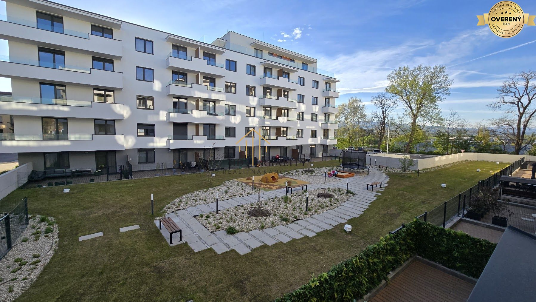hd reality, prenájom moderný 2-izbový byt, kubányho dvory zvolen