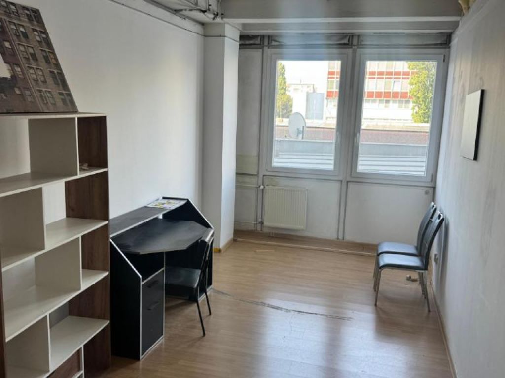 prenájom kancelárie 21,5 m2 na tomášikovej ul. v ružinove